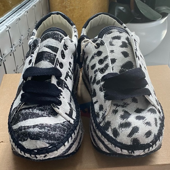 Espadrille Sneakers - Picture 6 of 9